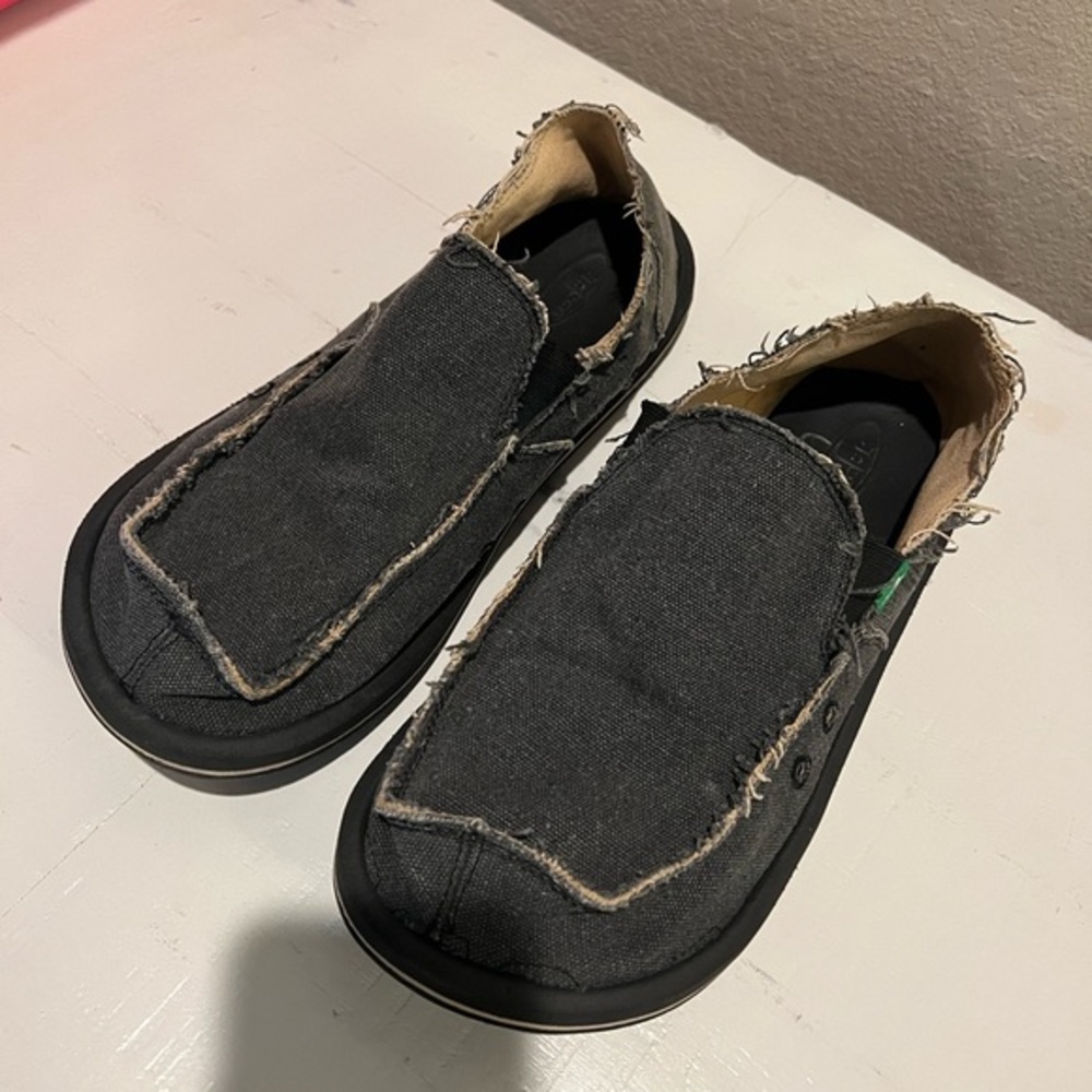 Sanuks size 12 | Worn | Great Shape